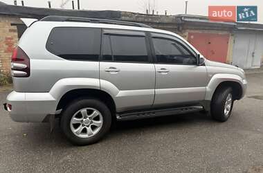 Позашляховик / Кросовер Toyota Land Cruiser Prado 2004 в Києві