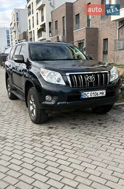 Toyota Land Cruiser Prado 2013