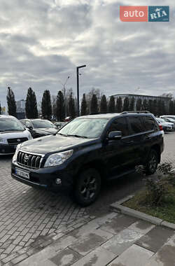 Позашляховик / Кросовер Toyota Land Cruiser Prado 2013 в Львові