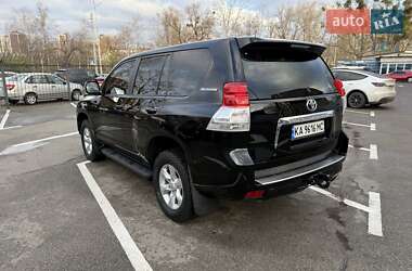 Позашляховик / Кросовер Toyota Land Cruiser Prado 2011 в Києві