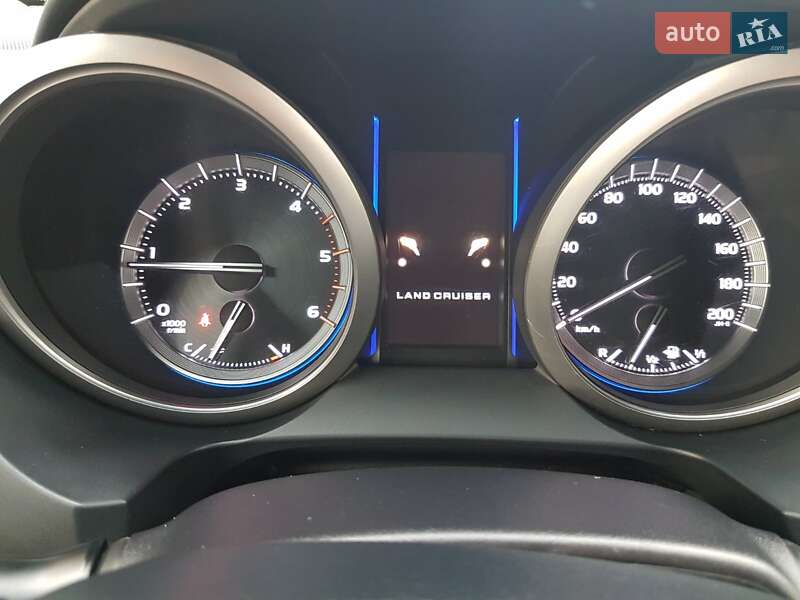 Позашляховик / Кросовер Toyota Land Cruiser Prado 2014 в Києві