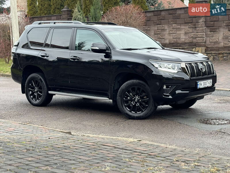 Внедорожник / Кроссовер Toyota Land Cruiser Prado 2022 в Ровно фото 7 Внедорожник / Кроссовер Toyota Land Cruiser Prado 2022 в Ровно