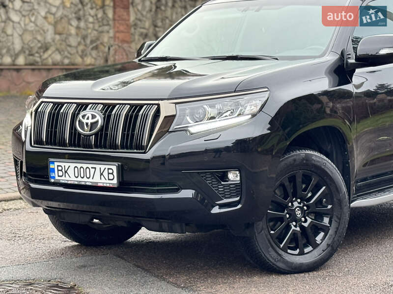 Внедорожник / Кроссовер Toyota Land Cruiser Prado 2022 в Ровно фото 3 Внедорожник / Кроссовер Toyota Land Cruiser Prado 2022 в Ровно
