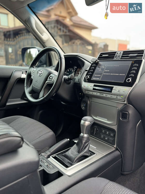 Внедорожник / Кроссовер Toyota Land Cruiser Prado 2022 в Ровно фото 21 Внедорожник / Кроссовер Toyota Land Cruiser Prado 2022 в Ровно