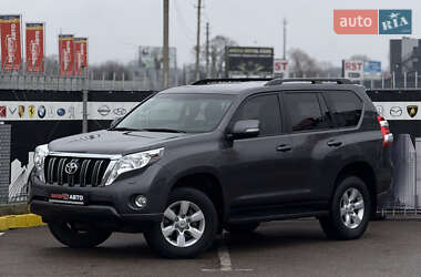 Позашляховик / Кросовер Toyota Land Cruiser Prado 2017 в Києві