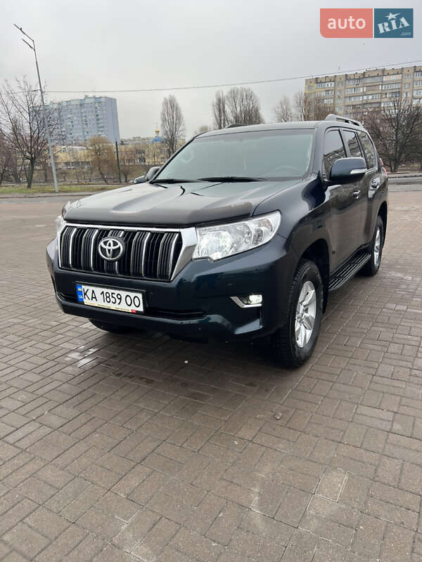 Toyota Land Cruiser Prado 2018