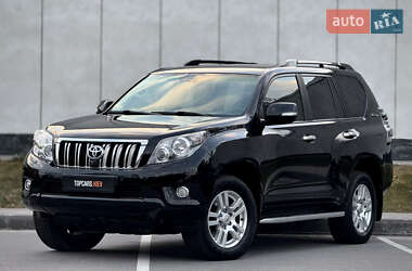 Позашляховик / Кросовер Toyota Land Cruiser Prado 2012 в Києві