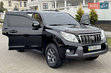 Внедорожник / Кроссовер Toyota Land Cruiser Prado 2010 в Одессе