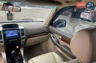 Внедорожник / Кроссовер Toyota Land Cruiser Prado 2005 в 