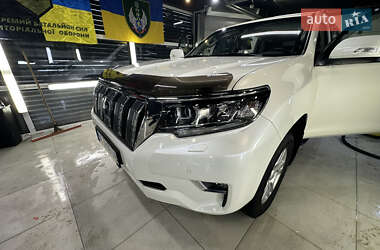 Позашляховик / Кросовер Toyota Land Cruiser Prado 2019 в Львові