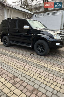 Позашляховик / Кросовер Toyota Land Cruiser Prado 2006 в Чернівцях