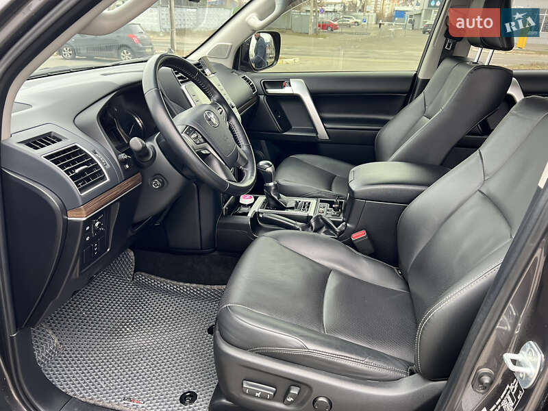 Позашляховик / Кросовер Toyota Land Cruiser Prado 2021 в Бучі