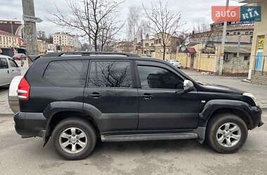 Внедорожник / Кроссовер Toyota Land Cruiser Prado 2005 в 