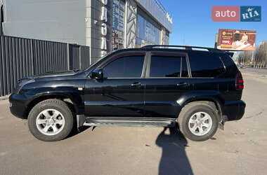 Позашляховик / Кросовер Toyota Land Cruiser Prado 2007 в Києві