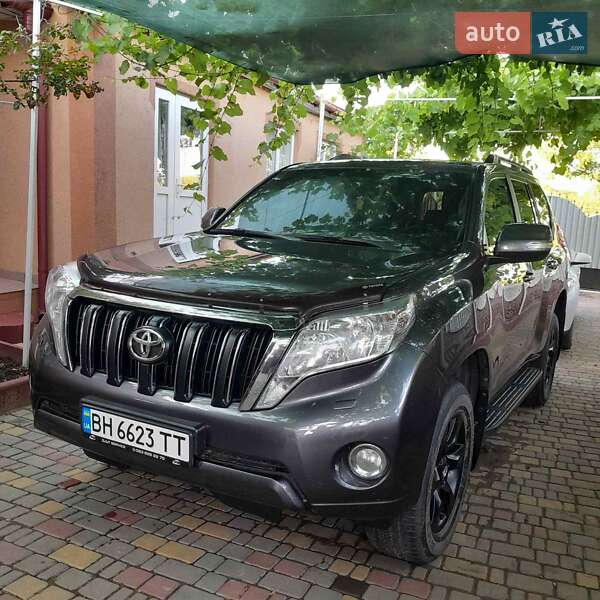Toyota Land Cruiser Prado 2014