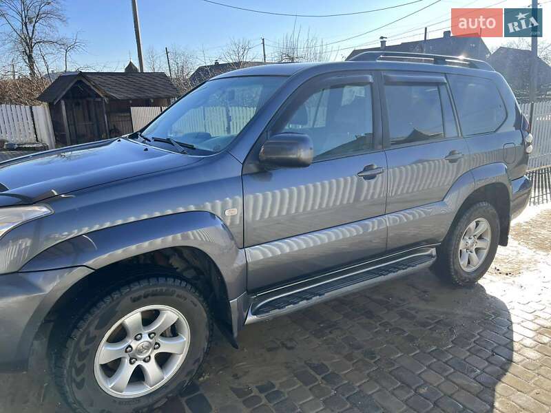 Внедорожник / Кроссовер Toyota Land Cruiser Prado 2007 в Сторожинце