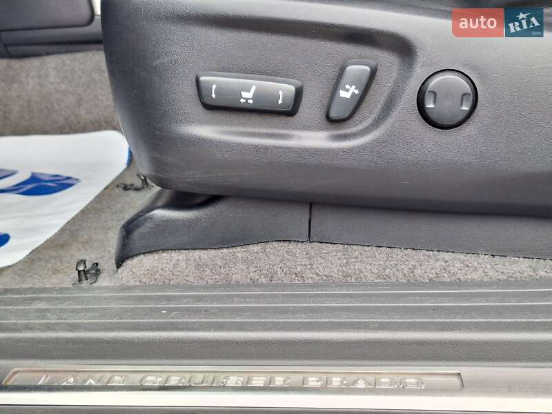 Внедорожник / Кроссовер Toyota Land Cruiser Prado 2012 в Одессе