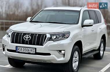 Позашляховик / Кросовер Toyota Land Cruiser Prado 2022 в Києві