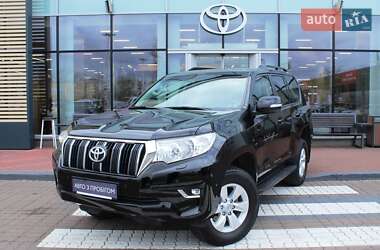 Toyota Land Cruiser Prado 2023