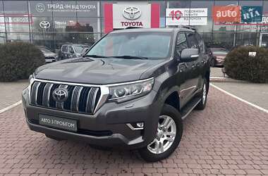 Внедорожник / Кроссовер Toyota Land Cruiser Prado 2018 в Хмельницком