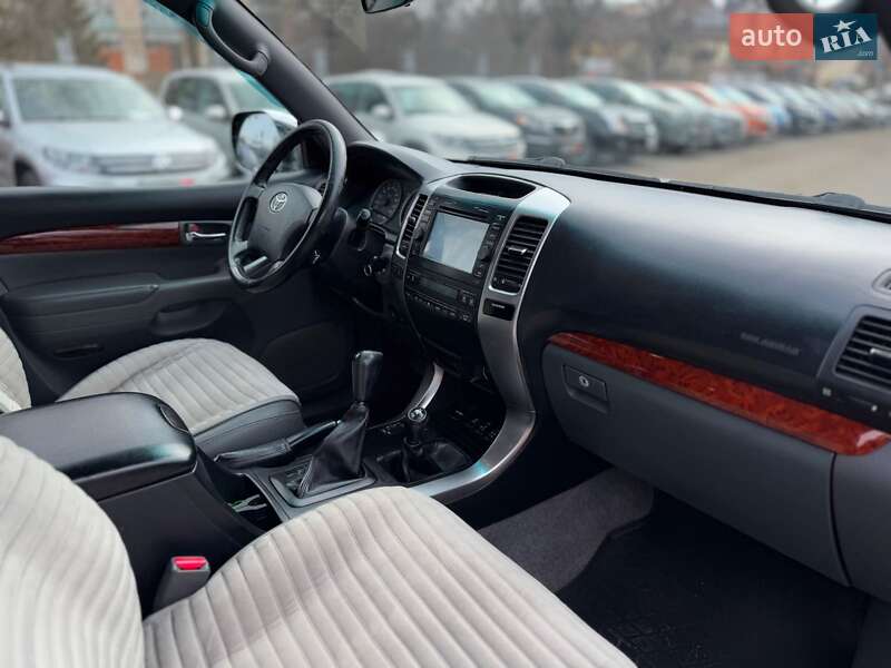 Позашляховик / Кросовер Toyota Land Cruiser Prado 2007 в Вінниці