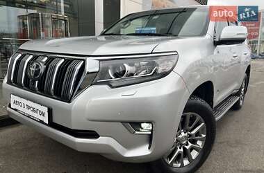 Позашляховик / Кросовер Toyota Land Cruiser Prado 2019 в Києві