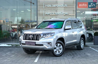 Внедорожник / Кроссовер Toyota Land Cruiser Prado 2023 в Львове