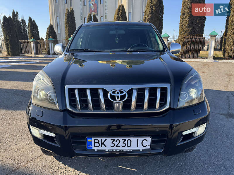 Позашляховик / Кросовер Toyota Land Cruiser Prado 2008 в Дубні