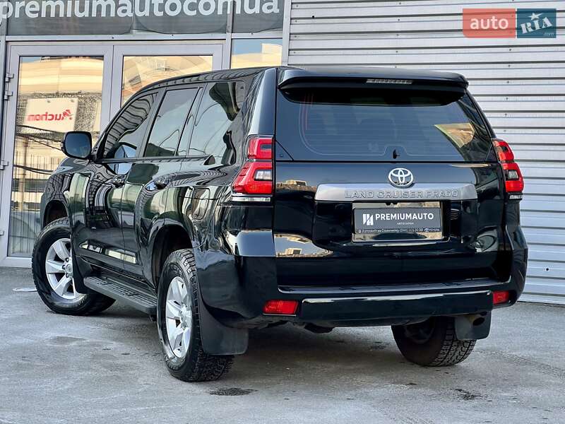 Позашляховик / Кросовер Toyota Land Cruiser Prado 2019 в Києві