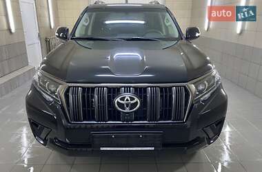 Toyota Land Cruiser Prado 2023