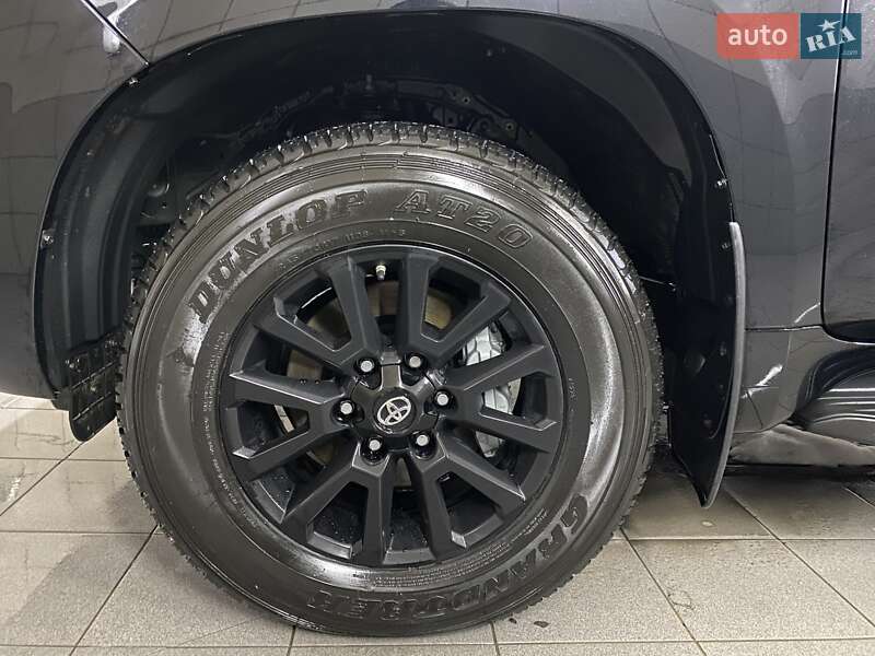 Позашляховик / Кросовер Toyota Land Cruiser Prado 2023 в Умані
