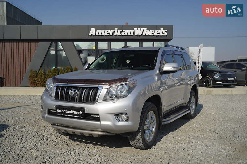 Внедорожник / Кроссовер Toyota Land Cruiser Prado 2012 в Черновцах