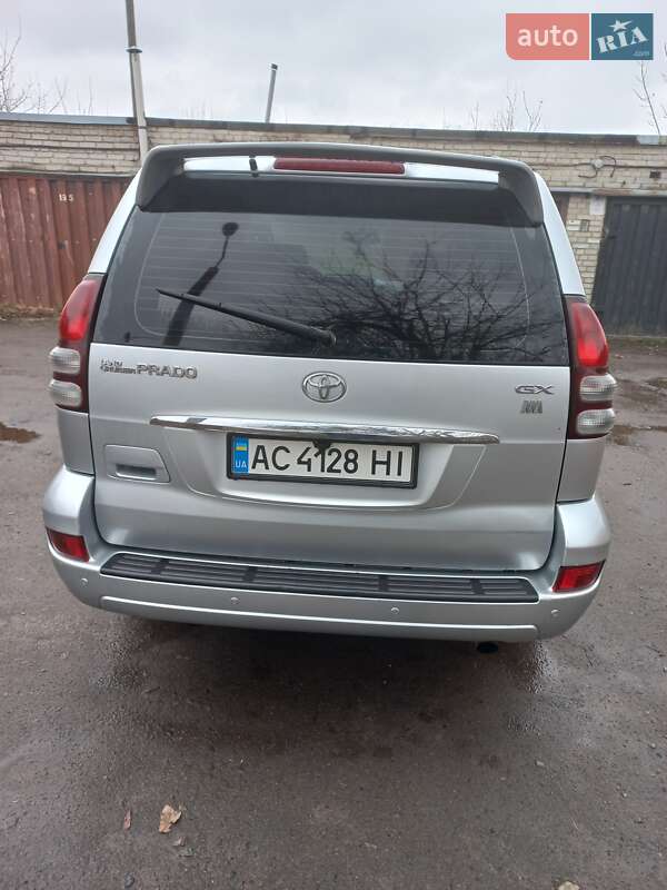 Позашляховик / Кросовер Toyota Land Cruiser Prado 2005 в Луцьку