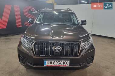 Внедорожник / Кроссовер Toyota Land Cruiser Prado 2022 в Киеве