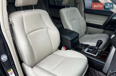 Внедорожник / Кроссовер Toyota Land Cruiser Prado 2010 в Днепре