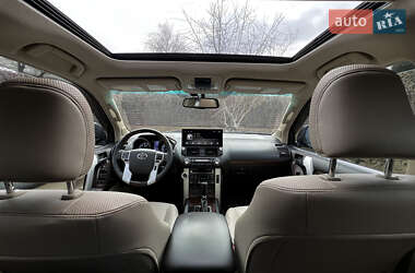 Внедорожник / Кроссовер Toyota Land Cruiser Prado 2010 в Днепре