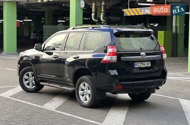 Внедорожник / Кроссовер Toyota Land Cruiser Prado 2017 в 