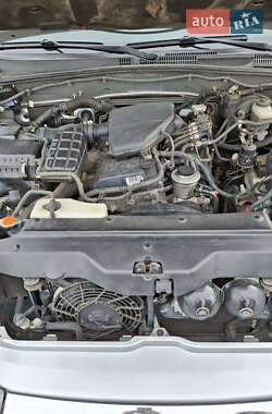 Внедорожник / Кроссовер Toyota Land Cruiser Prado 2006 в 