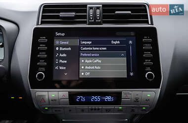 Внедорожник / Кроссовер Toyota Land Cruiser Prado 2022 в 