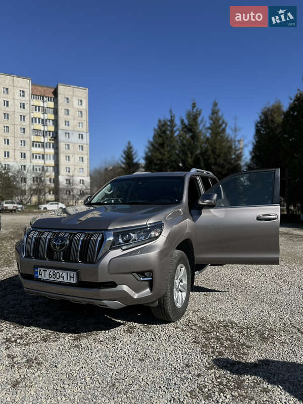 Позашляховик / Кросовер Toyota Land Cruiser Prado 2020 в Івано-Франківську