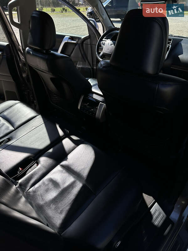 Позашляховик / Кросовер Toyota Land Cruiser Prado 2020 в Івано-Франківську