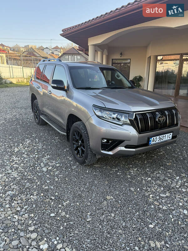 Внедорожник / Кроссовер Toyota Land Cruiser Prado 2022 в Виноградове фото 4 Внедорожник / Кроссовер Toyota Land Cruiser Prado 2022 в Виноградове