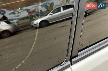 Внедорожник / Кроссовер Toyota Land Cruiser Prado 2012 в 
