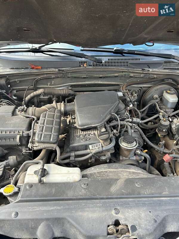 Позашляховик / Кросовер Toyota Land Cruiser Prado 2007 в Лубнах