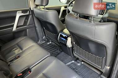 Внедорожник / Кроссовер Toyota Land Cruiser Prado 2022 в 