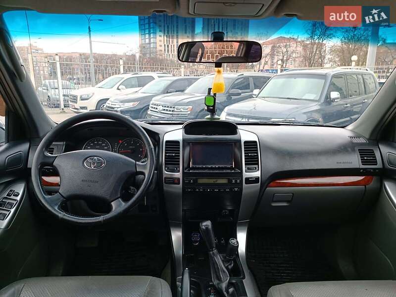 Внедорожник / Кроссовер Toyota Land Cruiser Prado 2006 в Харькове