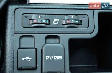 Позашляховик / Кросовер Toyota Land Cruiser Prado 2021 в 