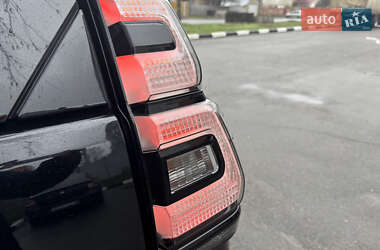 Позашляховик / Кросовер Toyota Land Cruiser Prado 2021 в 