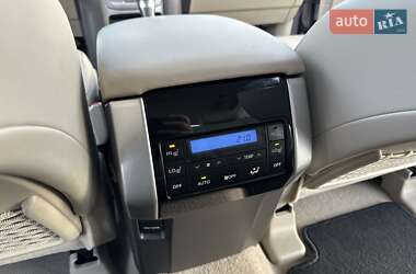 Позашляховик / Кросовер Toyota Land Cruiser Prado 2019 в 