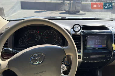 Внедорожник / Кроссовер Toyota Land Cruiser Prado 2006 в 